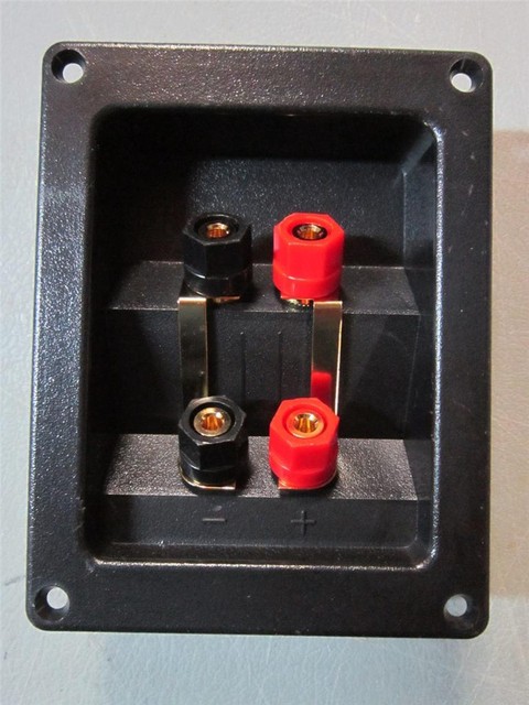 NEW Bi-Amp Speaker Input Terminal.Bi Wiring Bridge.Cable Box Square