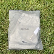 Essentials Fear of God Shorts XS Dark Oatmeal Brand New With Tags