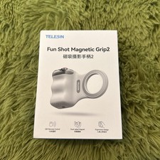 Fun Shot Magnetic Grip2 by Telesin Model TPMP001-01 White