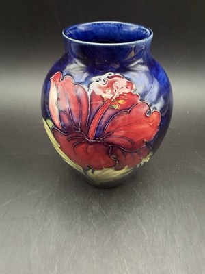 Moorcroft Walter Moorcroft Hibiscus Vase Cobalt Blue Ground 5  England