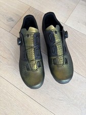 Zapato de ciclismo Fizik Tempo Overcurve R4 talla 44.5 Beatle/negro taco en excelente