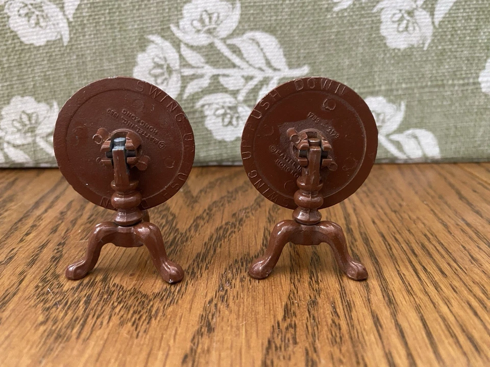 Muebles de metal fundido a presión Mattel Littles 1980 mesa inclinable sofá victoriano Foto 4 de 4