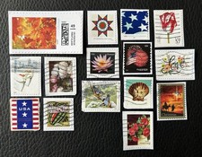 Lot de 15 timbres des USA années diverses - encore sur fragment - Z120