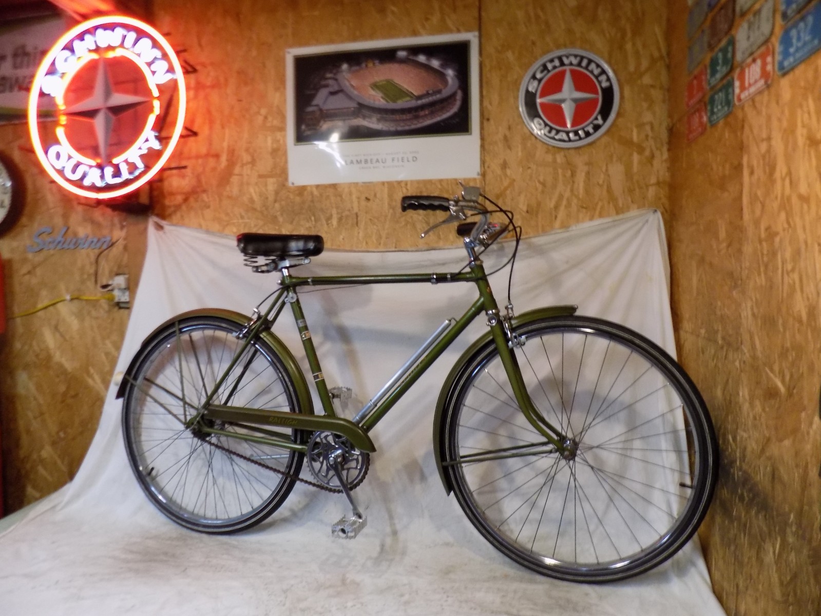 1970s RALEIGH SPORTS MENS GREEN 3-SPEED ROAD CRUISER BIKE CHOPPER VINTAGE BSA 70