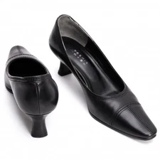 YOSHIE INABA Leather Heel Pumps Size US About 5(K-138670)