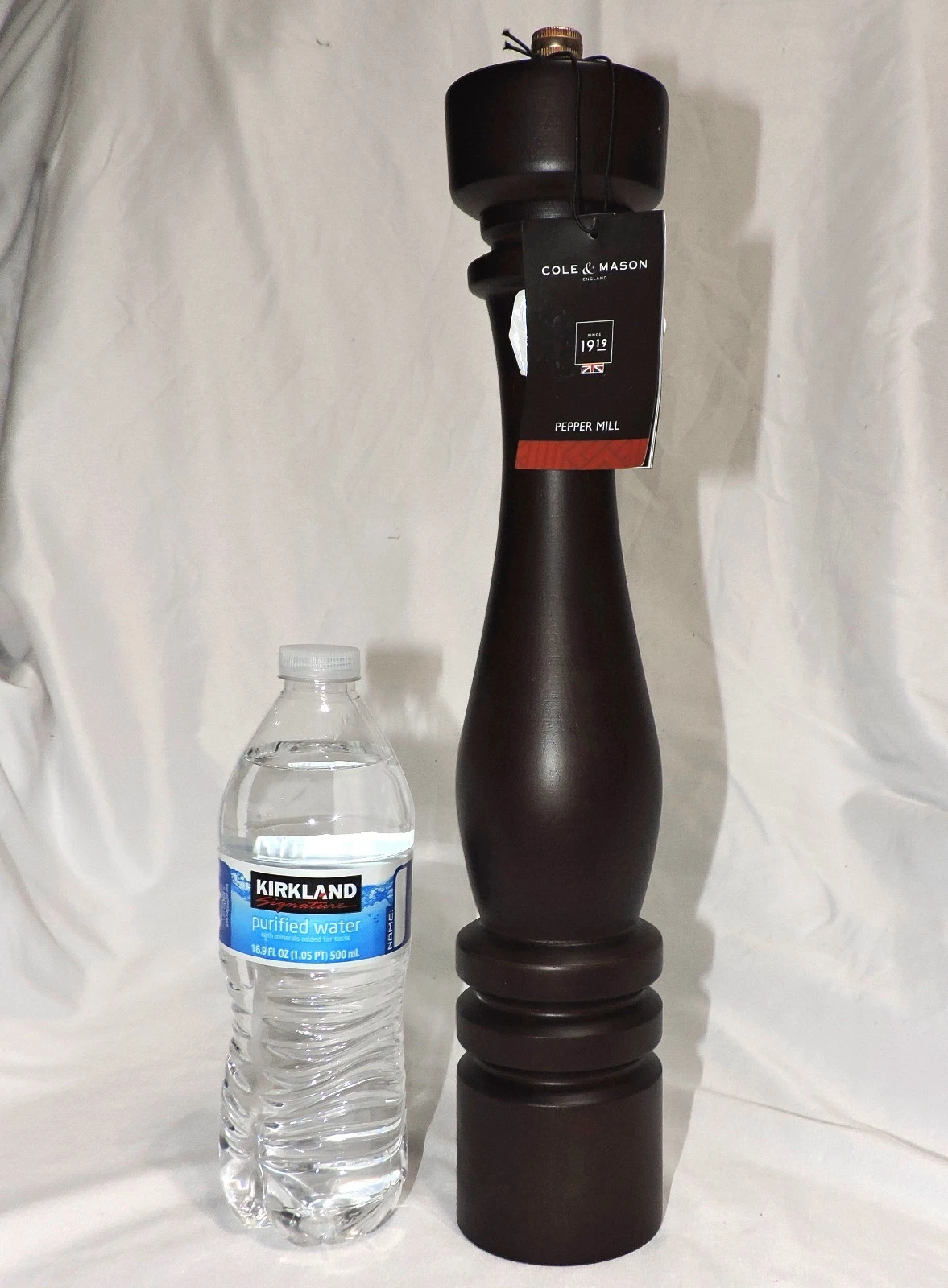Cole & Mason London Refillable Wood LARGE Pepper Mill - Grinder 15" Walnut #866