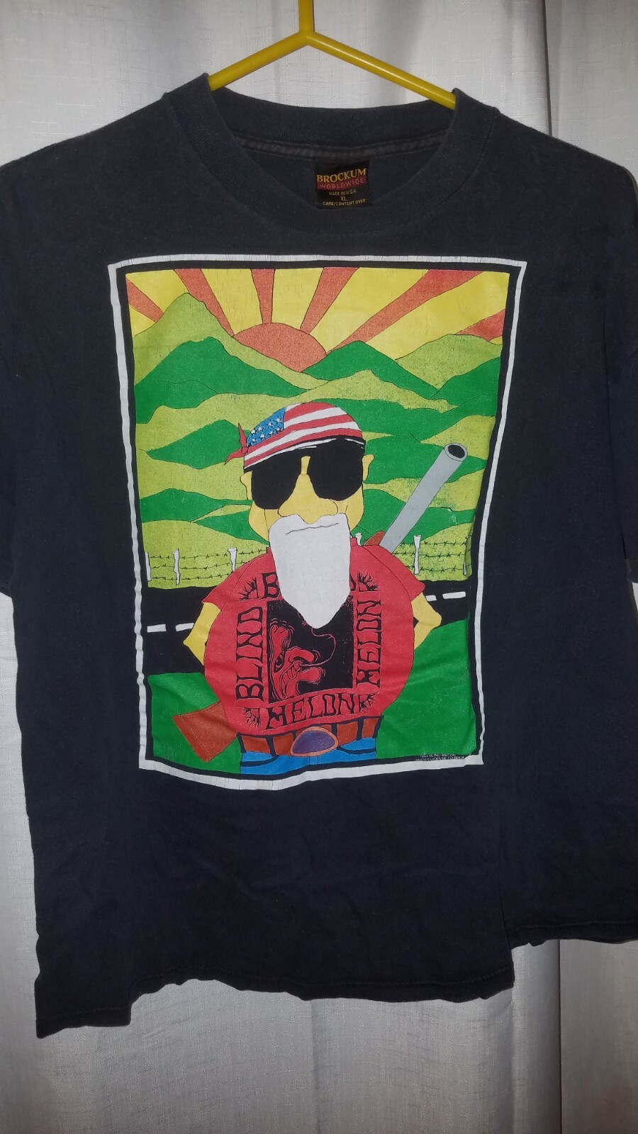 Mama Nell Hoon Owned BLIND MELON Guns & Flags Shirt XL 1993