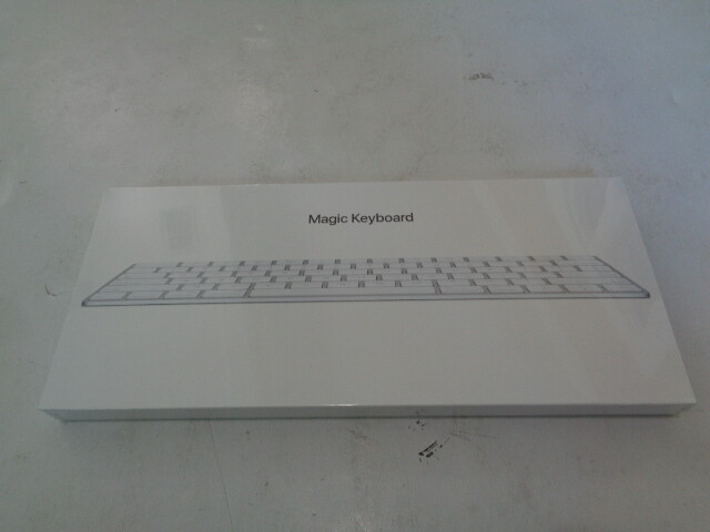 Apple Magic Keyboard シルバー ライトニング Amazon.com: Apple Magic Keyboard (Wireless, Rechargable) (US