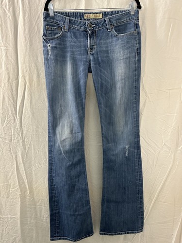 Buckle BKE Denim Women’s Sabrina Low Rise Boot Stretch Distressed 29w 35.5 Jeans