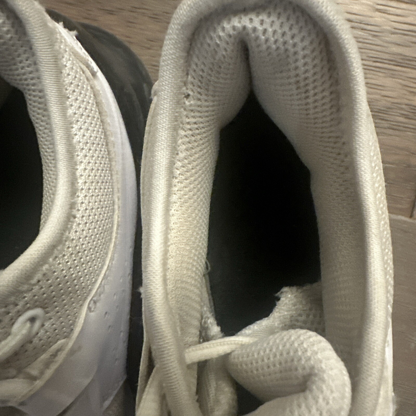 SAOLA Nike Max Impact Mid Top Uomo Taglia 8.5 Bianco Oro Metallizzato Nero CZ8771 100