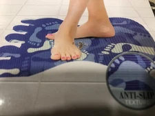 Bath Bliss Anti-Slip FOOTSTEP BATHMAT 19"X 28.8"COMFORT CUSHION FEEL NEW