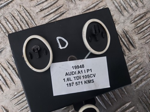 Dispositif de Commande - AUDI A1 I (1) 8X PHASE I (1) - Référence : 8X0959792C - Picture 2 of 2