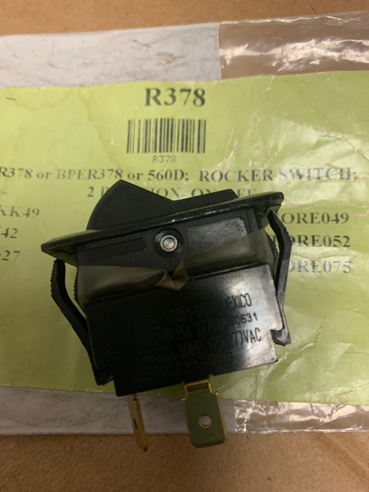 ONE GENUINE CARLING ROCKER SWITCH 2 POSITION ON/OFF R378 | eBay