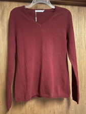 In Cashmere Burgandy V-Neck Long Sleeve Sweater Women  s Size L NWT 