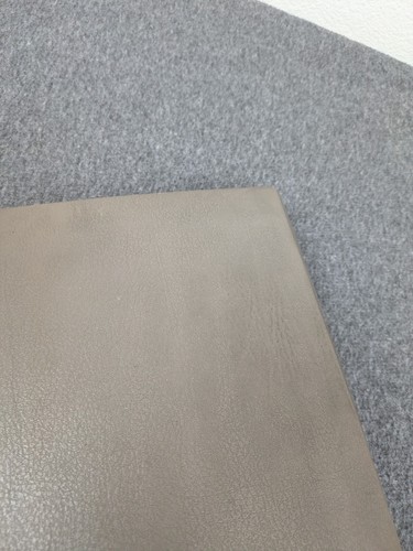2002-2005 Ford Explorer Center Console Lid Vinyl Armrest Tan Assembly OEM - Picture 7 of 10