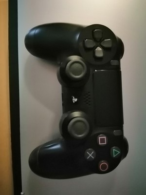 Ps4 Controller original Sony, plus Sega mega Drive Classics Spiele 