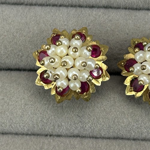 ethnic earrings seed pearl ruby gemstone cluster flower gold tone screw on backs - Picture 2 of 8