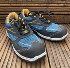 V12 Safety Trainers Boots Size 5 Excellent Condition Great Quality