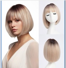 Short Honey Blonde Straight Wig with Bangs Ombre Blonde Bob Wigs 10 Inch