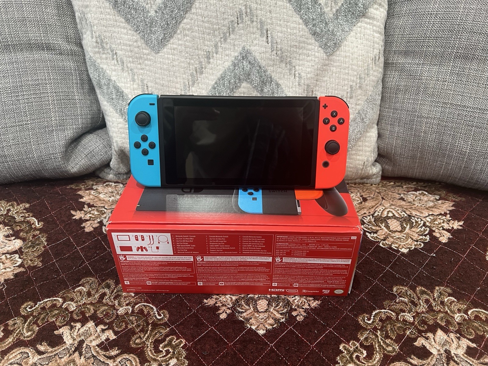 Nintendo Switch HAC-001(-01) 32GB Video Game Console with Neon Blue/Red Joycons