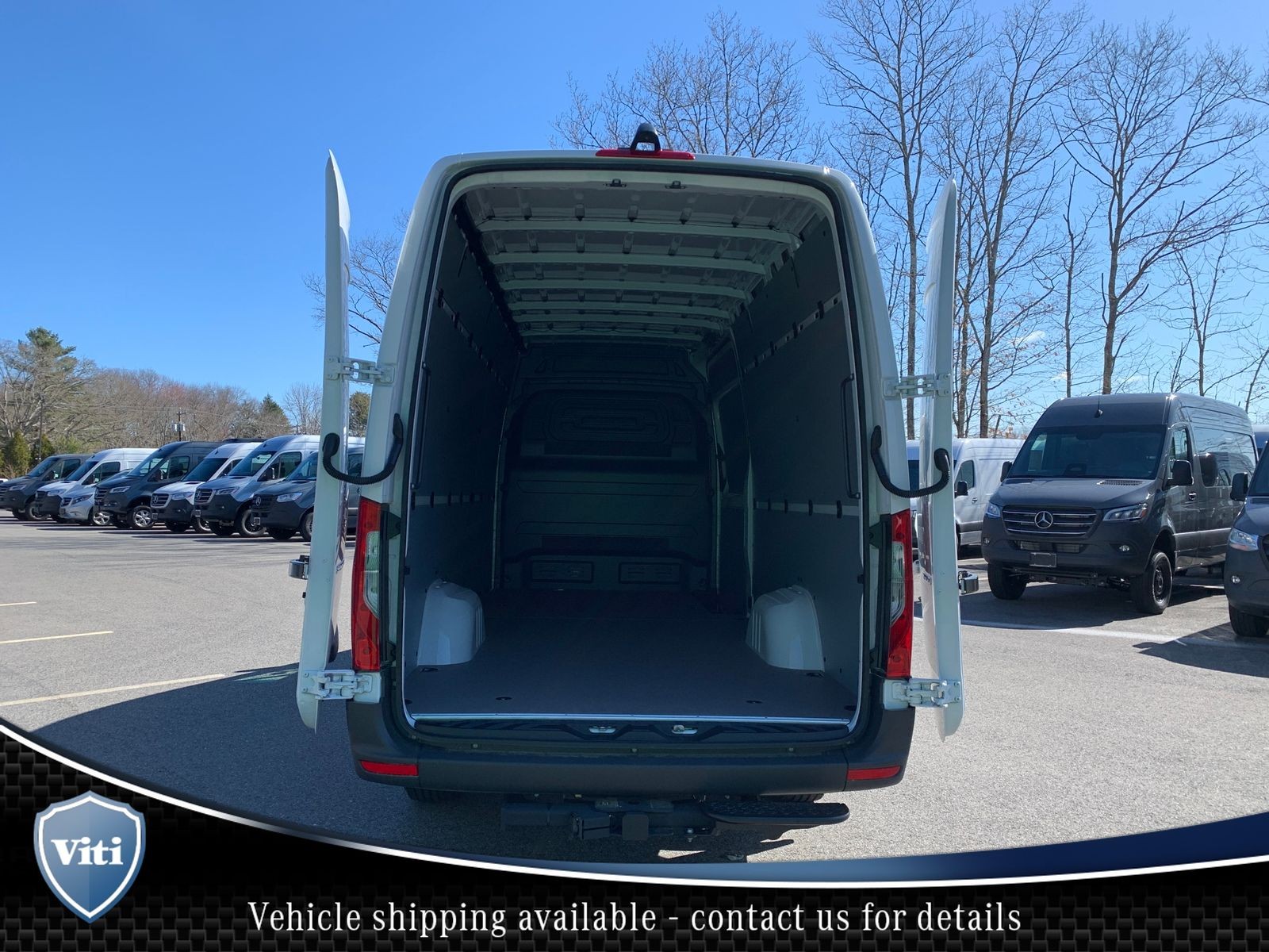 2025 Mercedes-Benz Sprinter 2500 Cargo 170 WB thumbnail 17