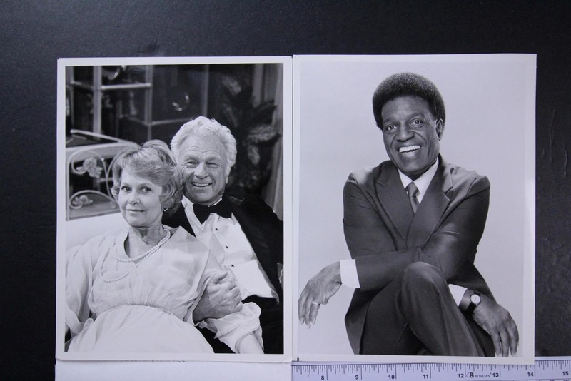 LOT: 48 1980s TV/MOVIE PRESS 7 x 9 PHOTOS as seen in my 24 Photos (id5184)