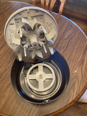 Georgia Pacific Coreless Four Roll Plastic Toilet Tissue Dispenser