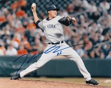 HECTOR NOESI   NEW YORK YANKEES   ACTION SIGNED 8x10