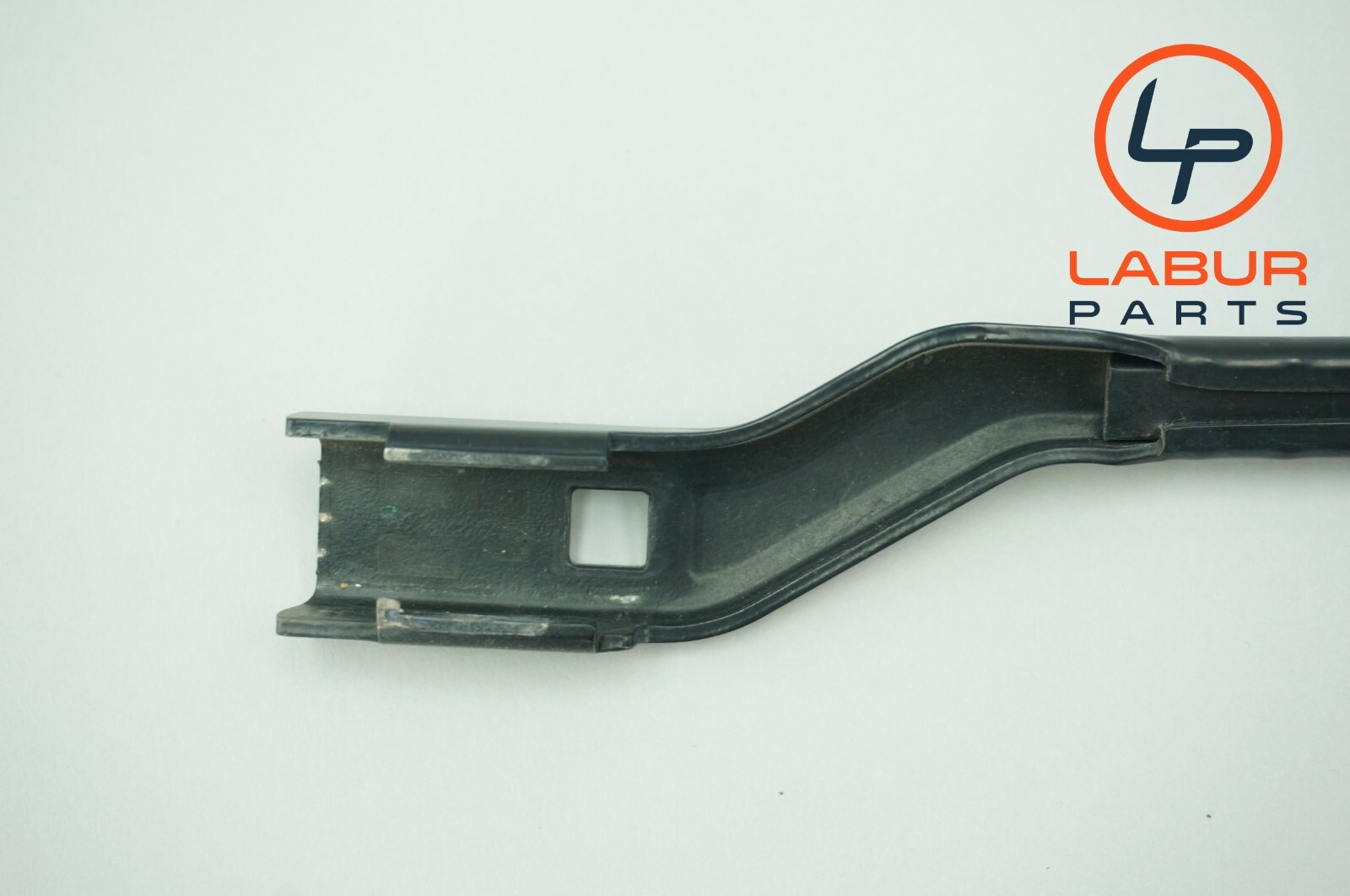 M157 14-22 Maserati Ghibli Quattroporte Front Left & Right Windshield Wiper Arm