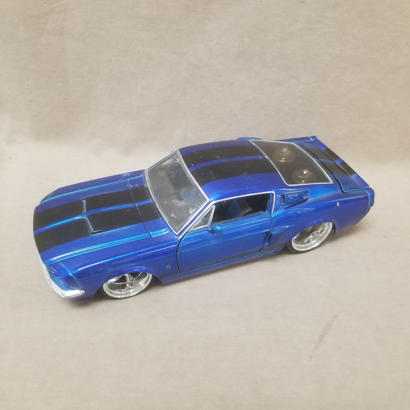 1967 Ford Mustang Shelby GT-500KR Jada BIGTIME Muscle 1:24 Scale