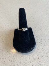 Ladies Love Knot Sterling Silver Ring Size 6