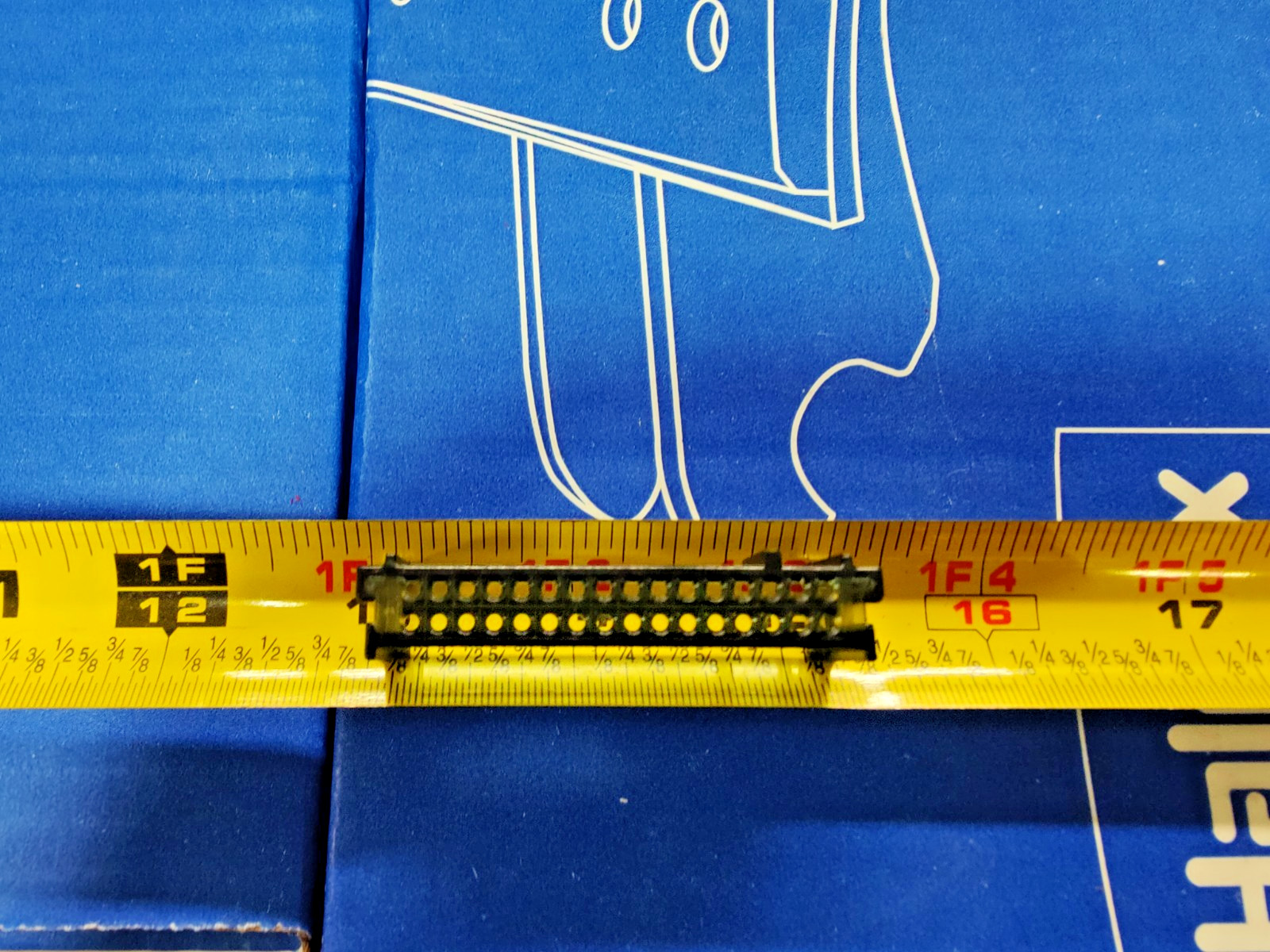 3517238C1 - Connector, Elect, Body 32 Way
