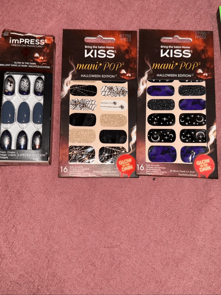 Paquete de uñas de Halloween edición limitada ¡mezcla que brilla en la oscuridad! Foto 3 de 3