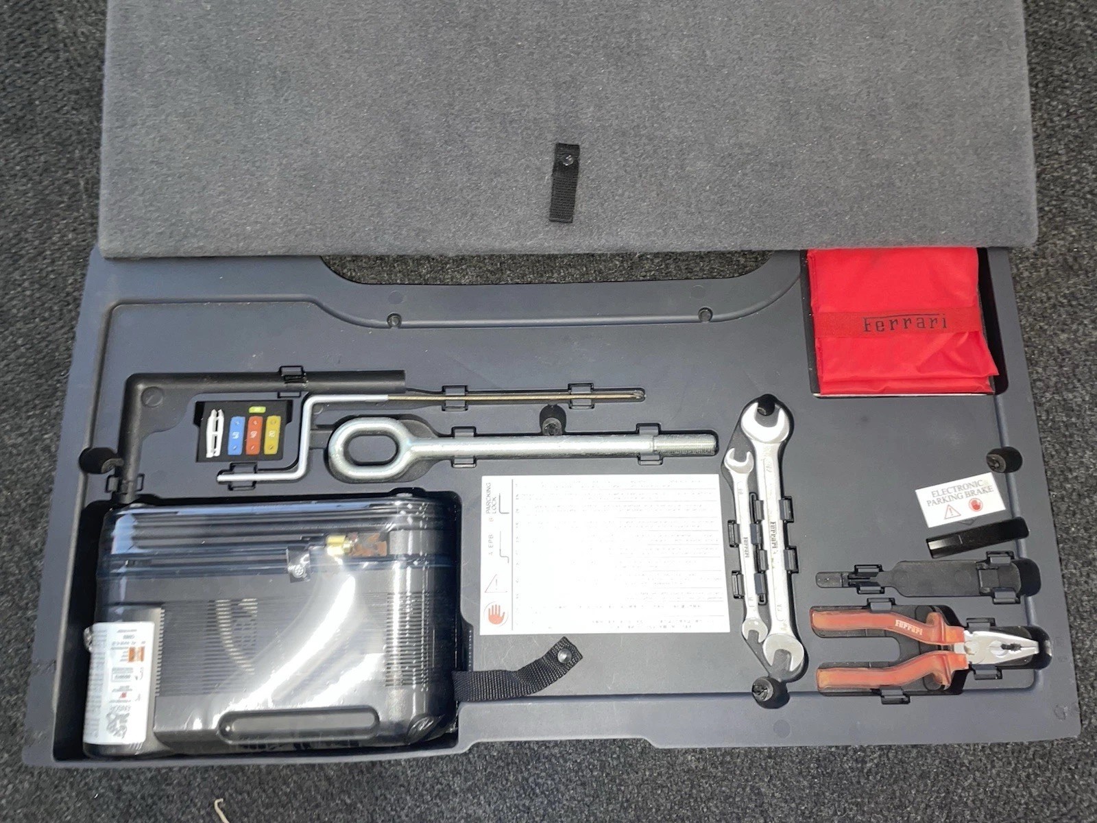 Ferrari California T Trunk Tire Repair Tool Kit Assembly Unit 2015 - 2018 OEM