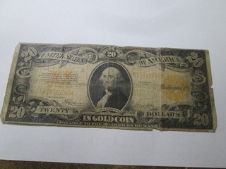 1922 $20 IN GOLD COIN LARGE SIZE NOTE IN GOOD CONDITION