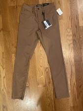 New YMI 5 Pocket Skinny Jeans with Faux Front Pockets Color:Almond Size:M NWT