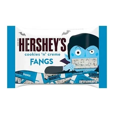 HERSHEY'S COOKIES 'N' CREME Fangs, Halloween Candy Bag, 9.45 oz 267g