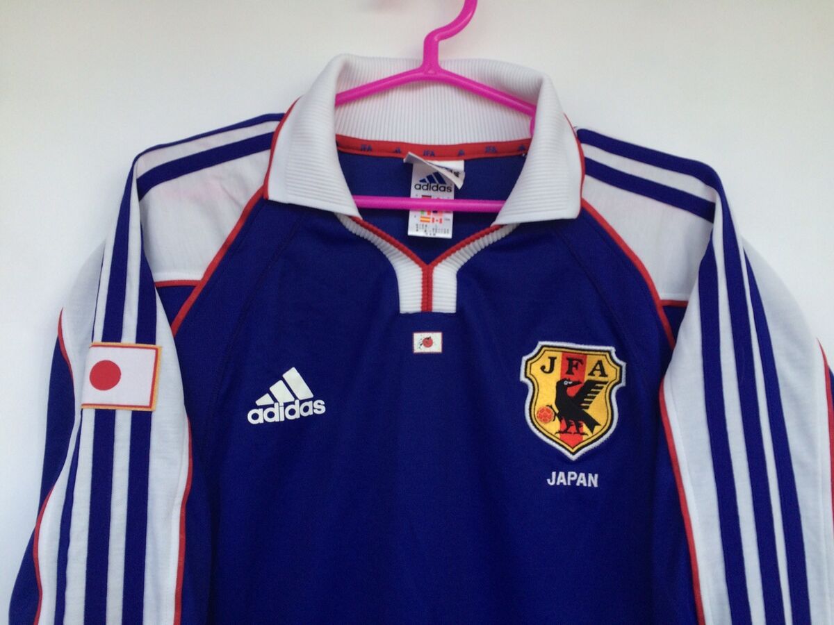 JAPAN 2001 RARE ADIDAS HOME AUTHENTIC PLAYER ISSUE FOOTBALL JAPAN 2001 RARE ADIDAS HOME AUTHENTIC PLAYER ISSUE FOOTBALL