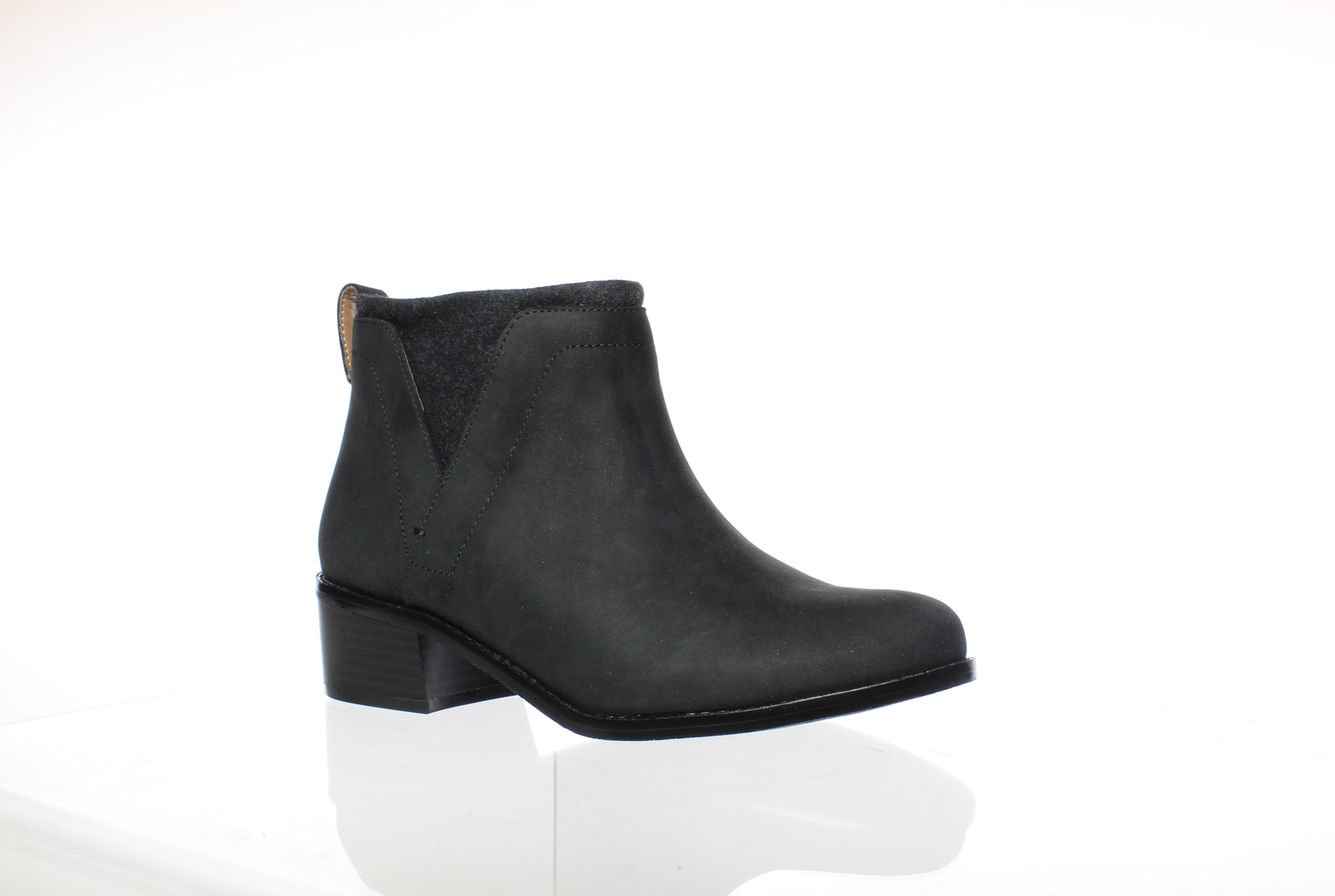 vionic black boots