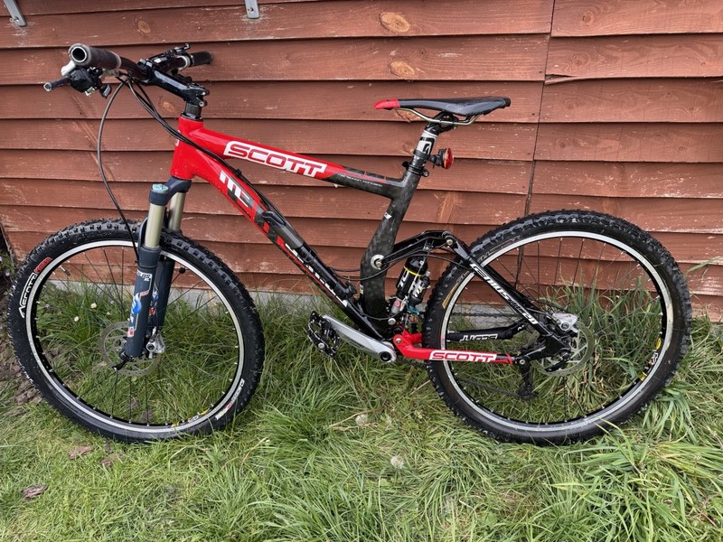 Scott Genius MC Carbon Medium