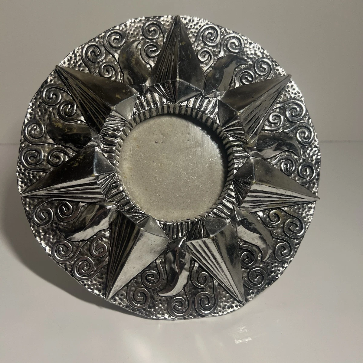 Metal Circular Picture Frames for sale | eBay