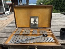 Antikes Orchester-Glockenspiel im originalen Holzkasten, Sammlerstück, 1900-1925