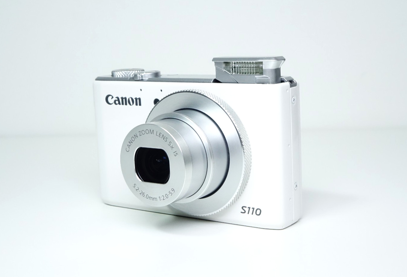 Canon PowerShot S110 Compatta 12,1 MP Wi-Fi 5x Bianca – Garanzia 12 mesi
