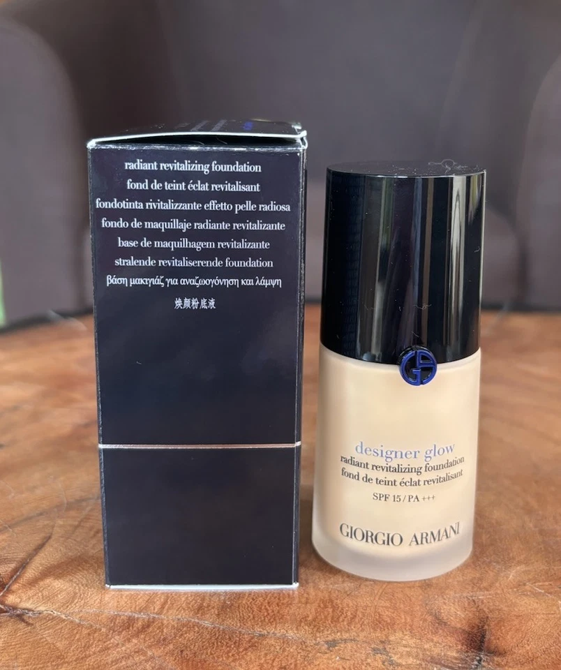 Armani Designer Glow Foundation 30 ml Farbe 2 OVP Neu - Bild 4 von 4