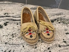 Minnetonka Thunderbird Beaded Moccasins Natural Beige Leather Slip On Shoes 7
