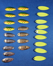 Lot of 25 Hildebrandt Spinner Blades Size 3 Multi-colors NEW