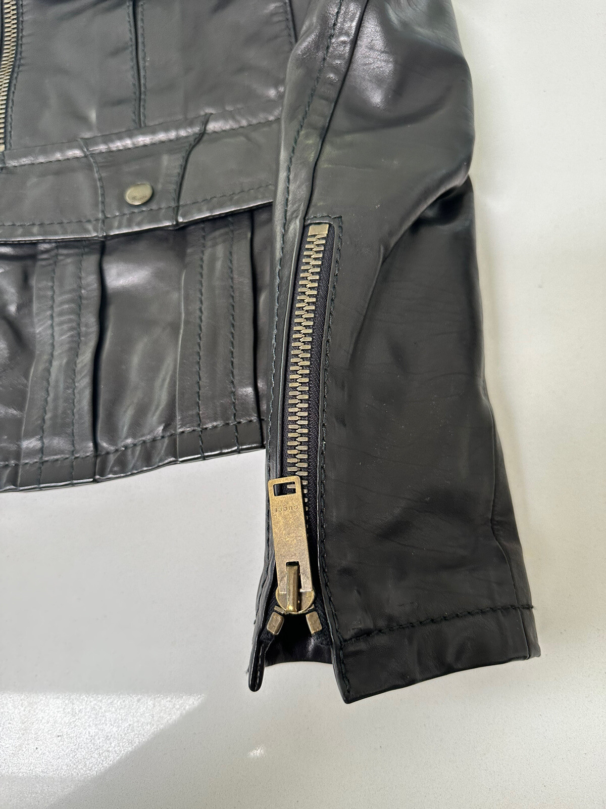 Vintage Gucci Men’s Leather Jacket.  Black. IT 46 Small image 5