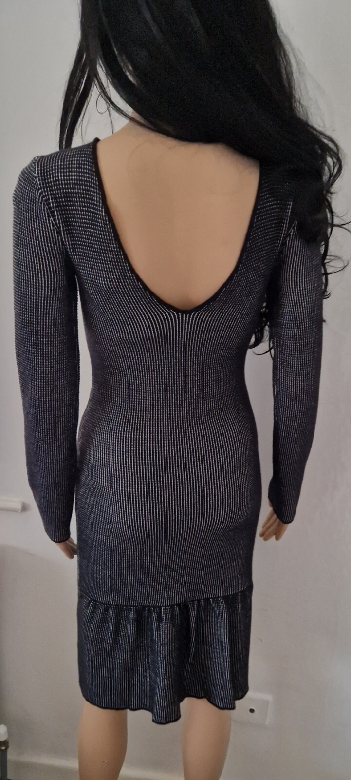 Beautiful Emporio Armani ladies dress. BNWT. Sz 42/UK 10. RRP $1030 image 6