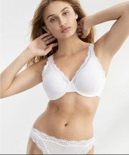 WACOAL 855301 SOFTLY STYLED UNDERWIRE WHITE BRA SIZE 40D