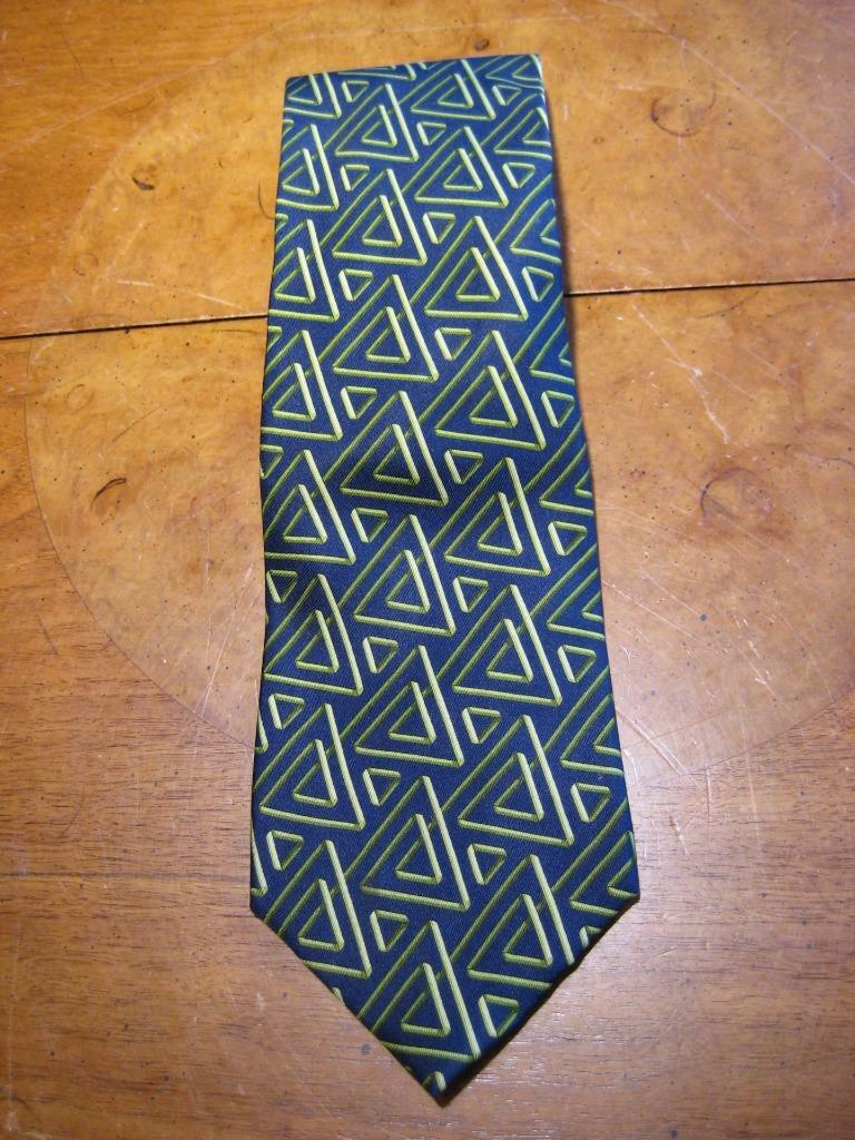 Mens Gucci Tie 100 Silk Navy Blue Made in Italy Grea… Gem